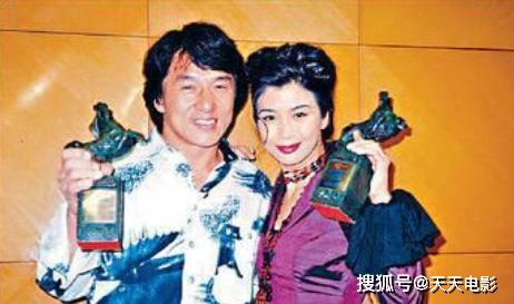 吴家丽露点床戏,揭秘露点瞬间背后的真相