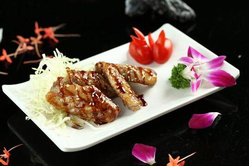 日本炸鸡翅,香脆可口，回味无穷的味蕾诱惑