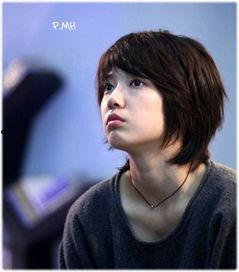 韩国朴信慧,韩国演艺圈的璀璨明星