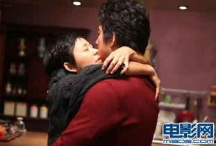 韩国两个女人在线播放,在线直播引发热潮