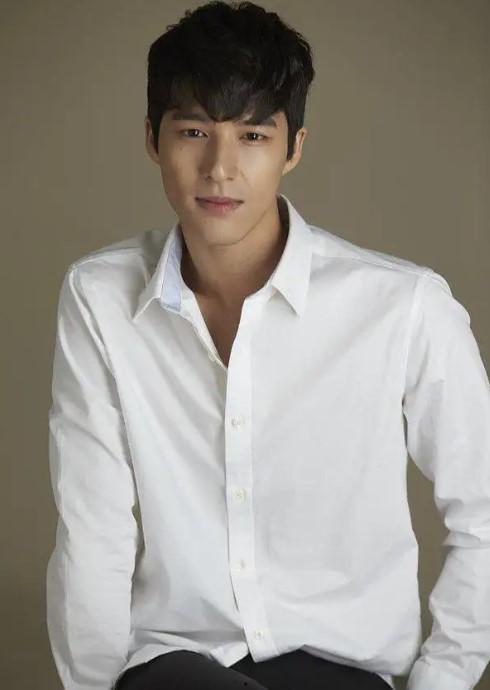 韩国演员 公司,揭秘XX娱乐公司旗下演员风采