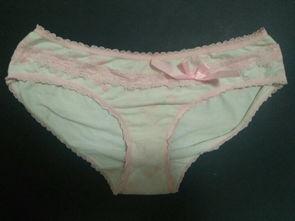 女生穿内裤视频,揭秘女生内裤穿搭风采