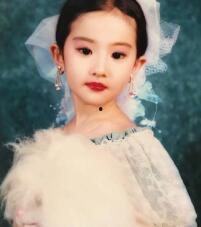 刘亦菲比基尼大全图片,夏日女神的迷人风采